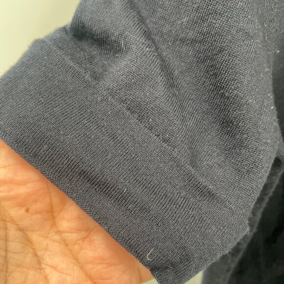 Tory Burch dark navy blue 100% merino wool sweater blouse half sleeve gold top L - Picture 3 of 13